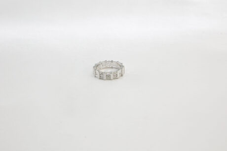 SPARKLING STONES RING