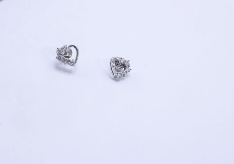 HEART EARRING